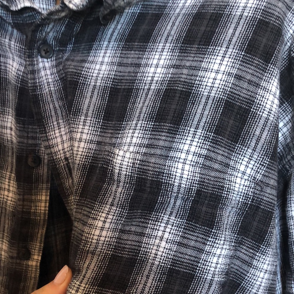 Flannel - Picture 4 of 5